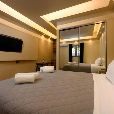 Seven Keys Luxury Suites Ahílio Kültér fotó