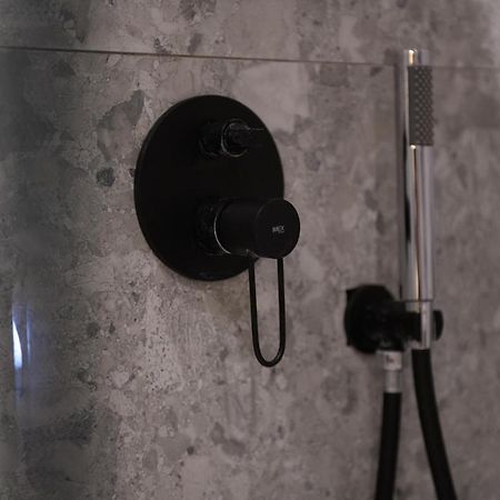 Seven Keys Luxury Suites Ahílio Kültér fotó
