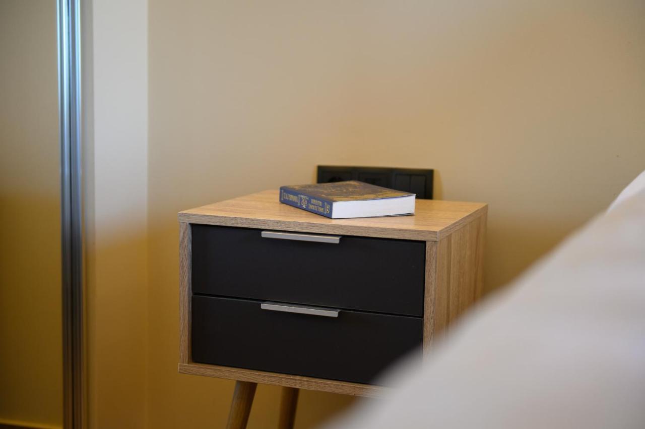Seven Keys Luxury Suites Ahílio Kültér fotó