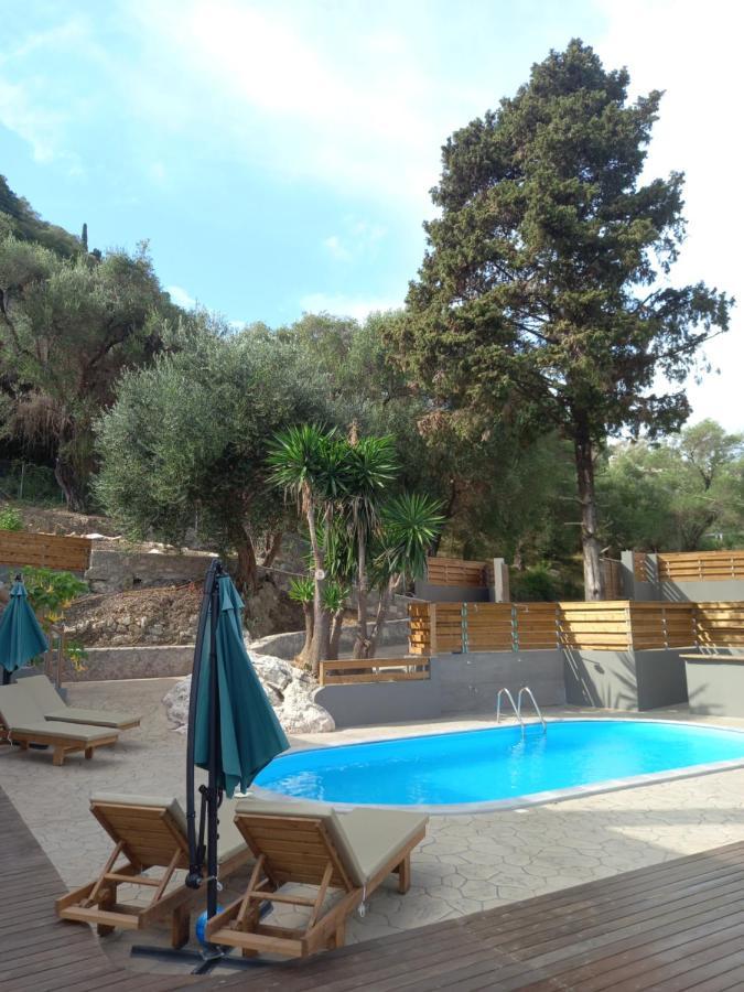Seven Keys Luxury Suites Ahílio Kültér fotó