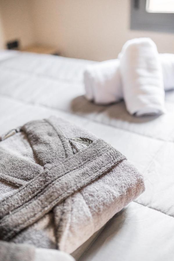 Seven Keys Luxury Suites Ahílio Kültér fotó