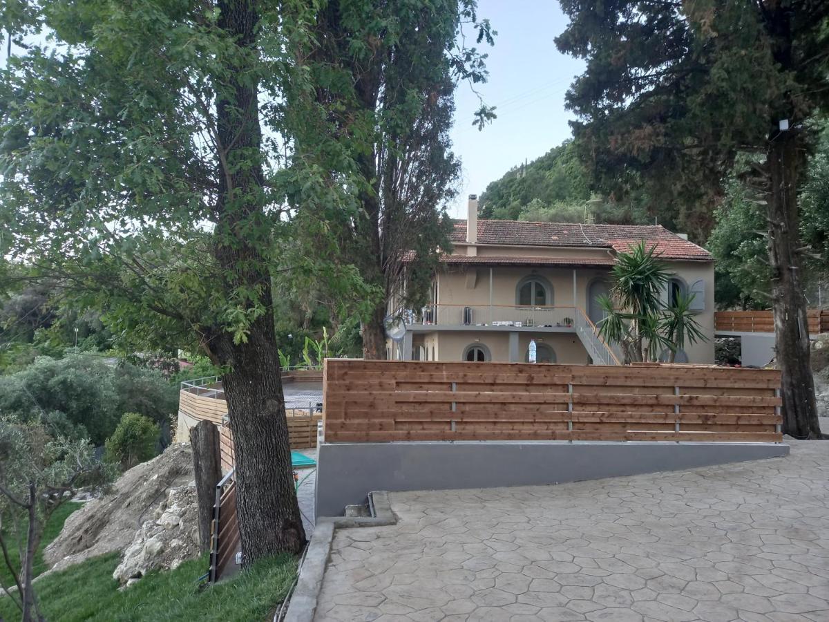 Seven Keys Luxury Suites Ahílio Kültér fotó