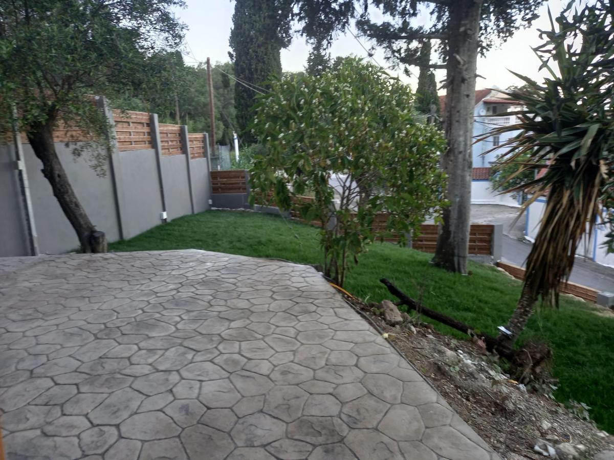 Seven Keys Luxury Suites Ahílio Kültér fotó